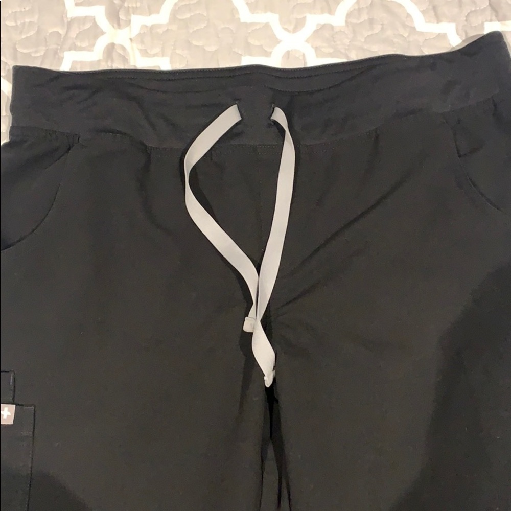 Figs Black Women's Pants with Gray Drawstring
